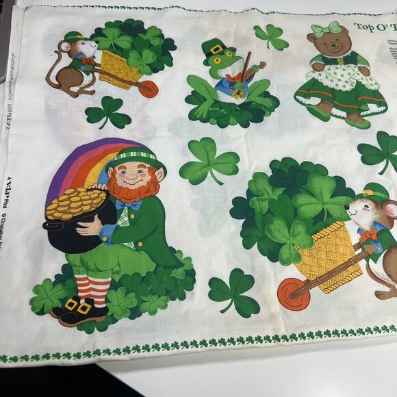 Cute St. Patricks Day Fabric 2 Panel Appliques Cranston Fabricclover leprechaun - Picture 6 of 6